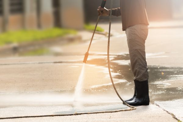 Residential Concrete Cleaning in Mequon