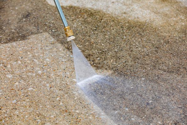 Driveway Pressure Cleaning in Mequon