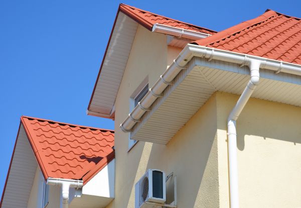 Soffit Cleaning in Mequon