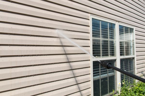 House Pressure Washing in Mequon