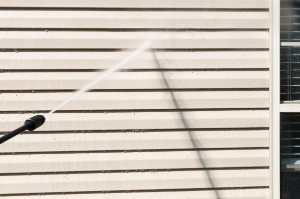 Apartment Power Washing in Mequon